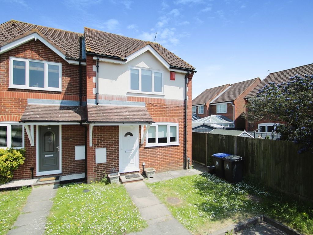 3 bed semidetached house to rent in Martindale, Iver SL0 Zoopla