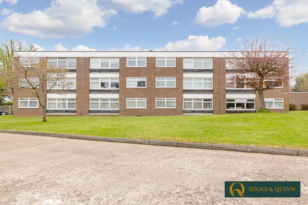 2 bed flat for sale in Downs Hill Road, Epsom KT18 Zoopla