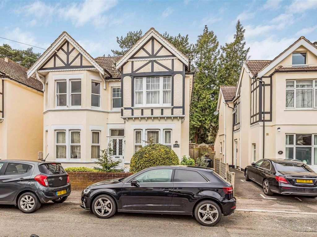 2 bed for sale in Westbourne Park Road, Westbourne