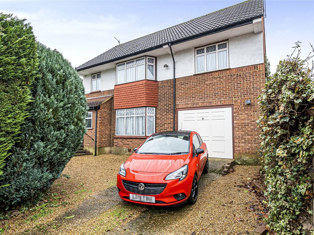 4 bed detached house for sale in Garston Lane, Watford, Hertfordshire
