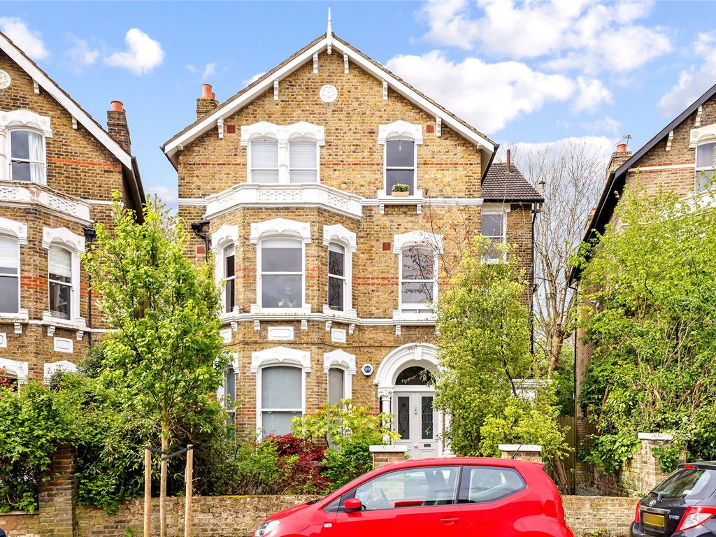2 bed flat for sale in Tressillian Crescent, Brockley SE4, £600,000 Zoopla