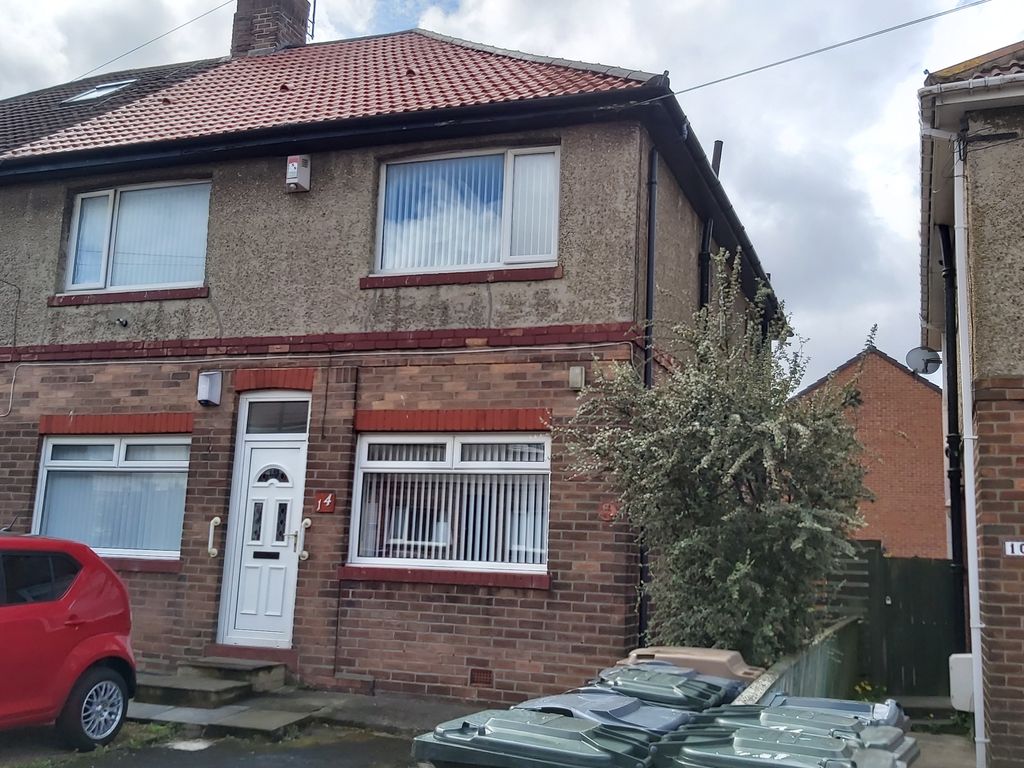 2 bed flat to rent in Sydney Grove, Wallsend NE28, £650 pcm Zoopla
