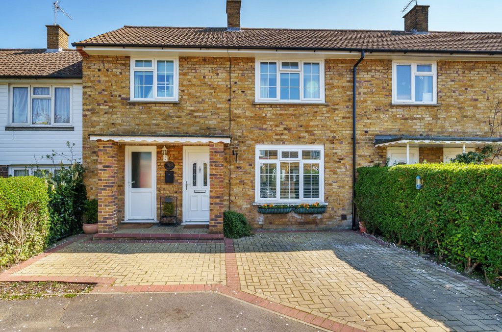 3 bed terraced house for sale in Pondmoor Road, Bracknell, Berkshire