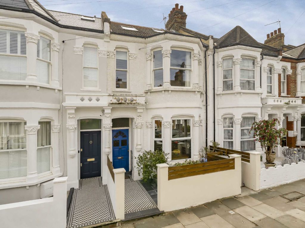 2 bed flat for sale in Bolton Gardens, London NW10, £550,000 Zoopla