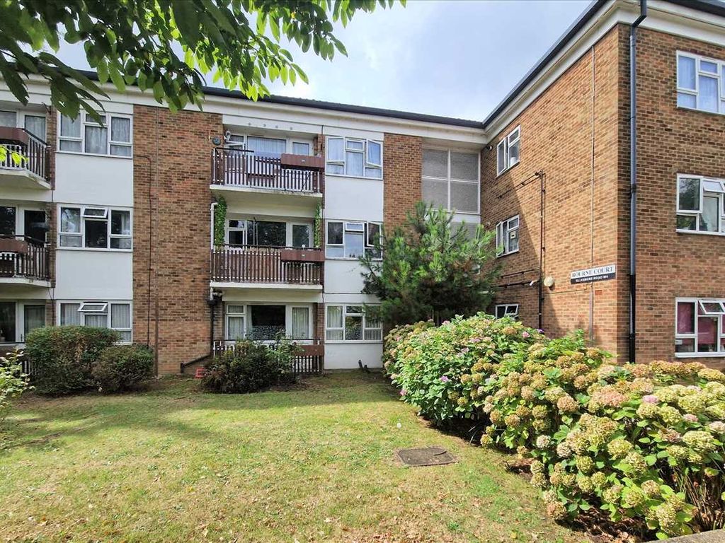 Bourne Court, Ellesmere Road, Chiswick W4  