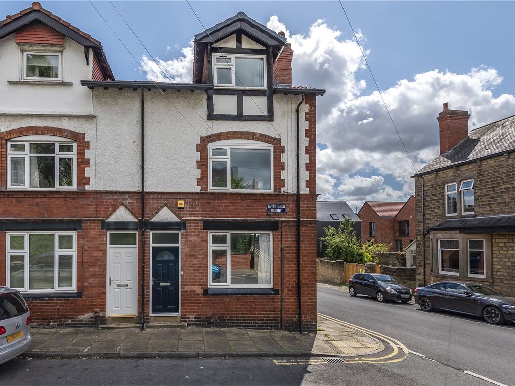 3 bed end terrace house for sale in Hawthorn Mount, Chapel Allerton