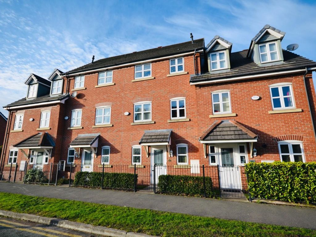 4 bed town house for sale in Portland Road, Chapelford, Warrington WA5
