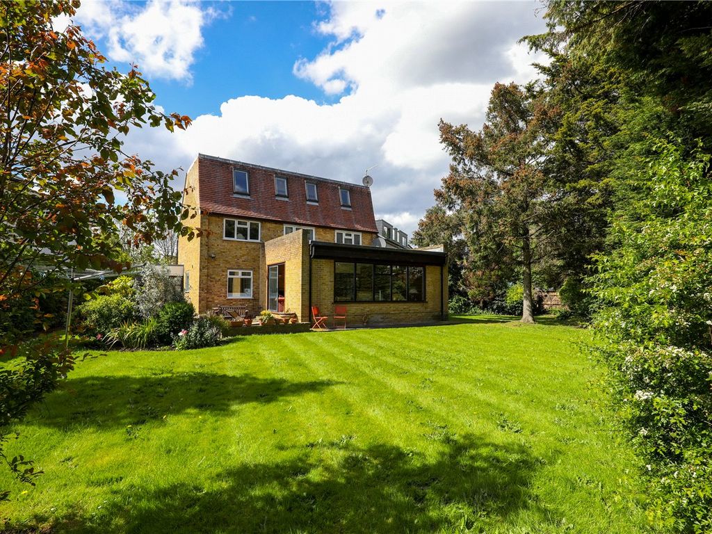 4 bed detached house for sale in Hazelwood Close, London W5, £1,800,000 Zoopla
