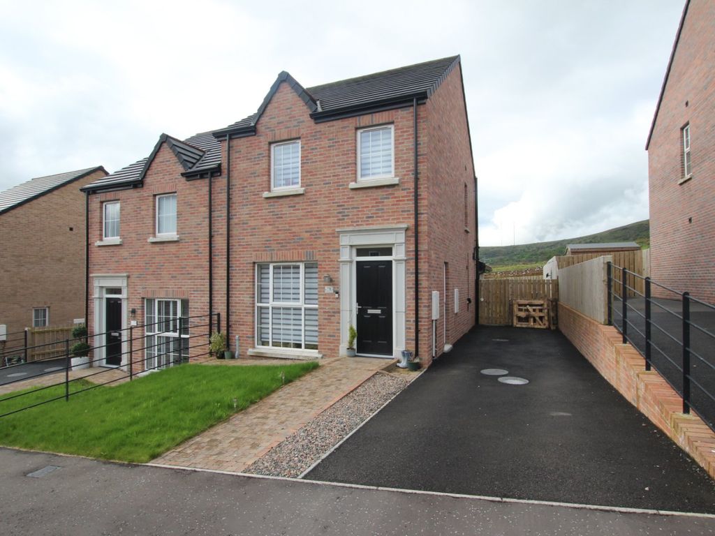 3 bed semidetached house for sale in Thornberry Hill, Belfast, County