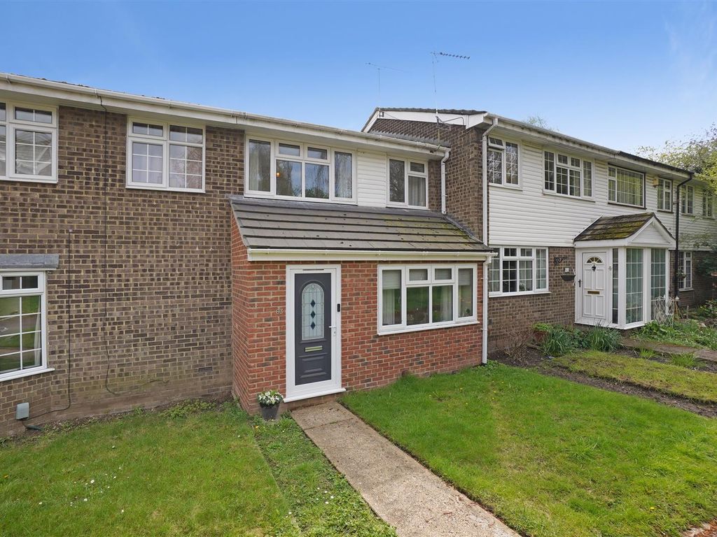 3 bed terraced house for sale in Broadway, Gillingham ME8 Zoopla