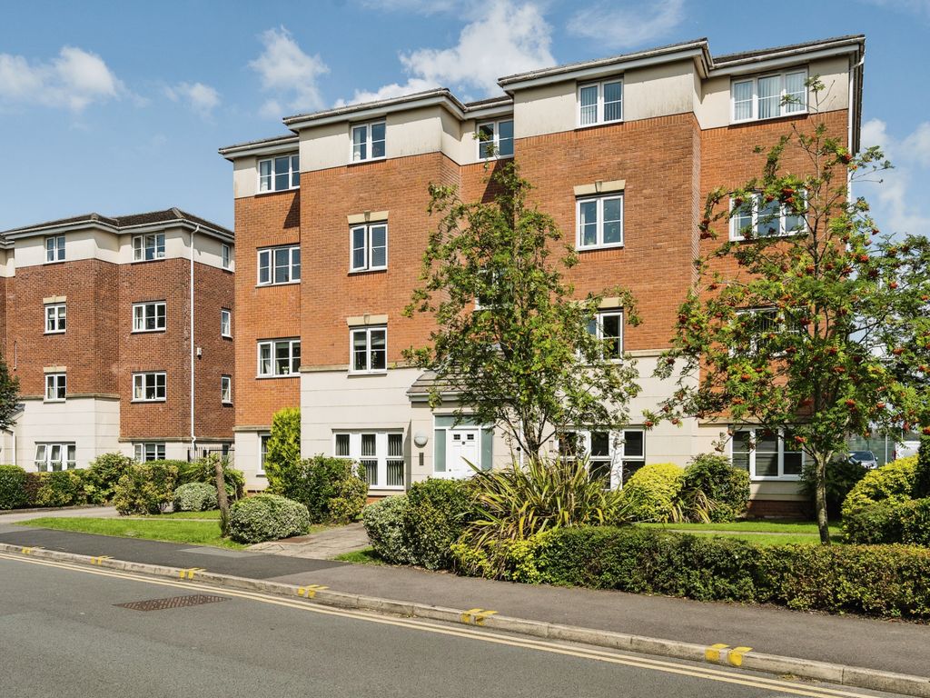 1 bed flat for sale in Ledgard Avenue, Leigh WN7 Zoopla