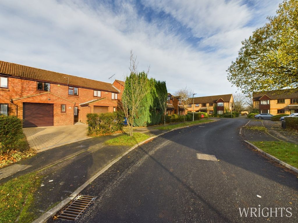 3 bed terraced house for sale in Duncan Close, Welwyn Garden City AL7