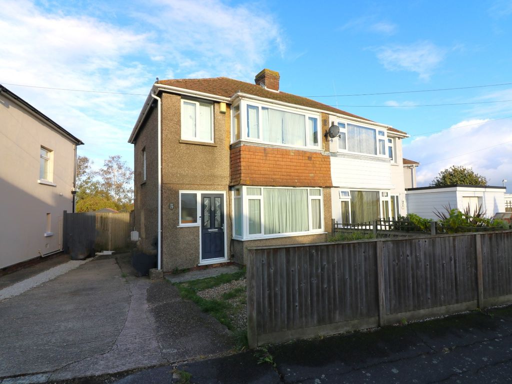 3 bed semidetached house for sale in Poulders Gardens, Sandwich CT13
