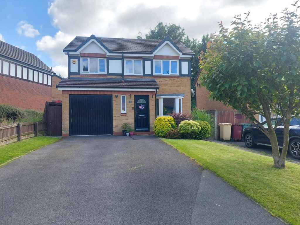 4 bed detached house for sale in Gleneagles, Bolton BL3, £340,000 Zoopla