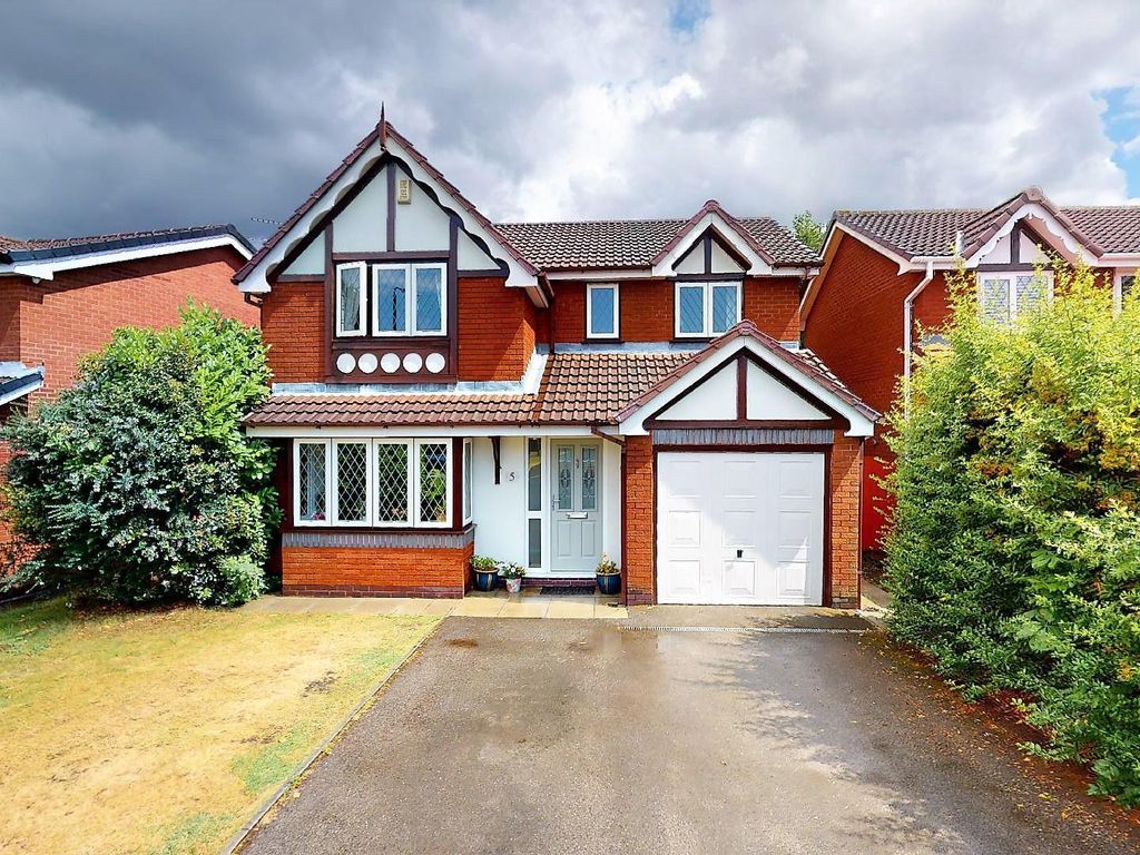4 bed detached house for sale in Estonfield Drive, Urmston, Manchester