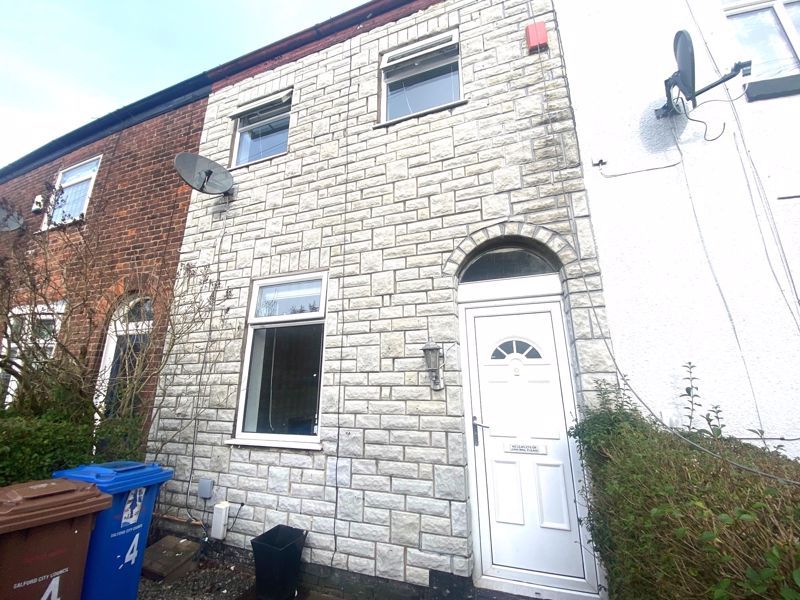 2 bed terraced house to rent in Ellesmere Street, Swinton, Manchester