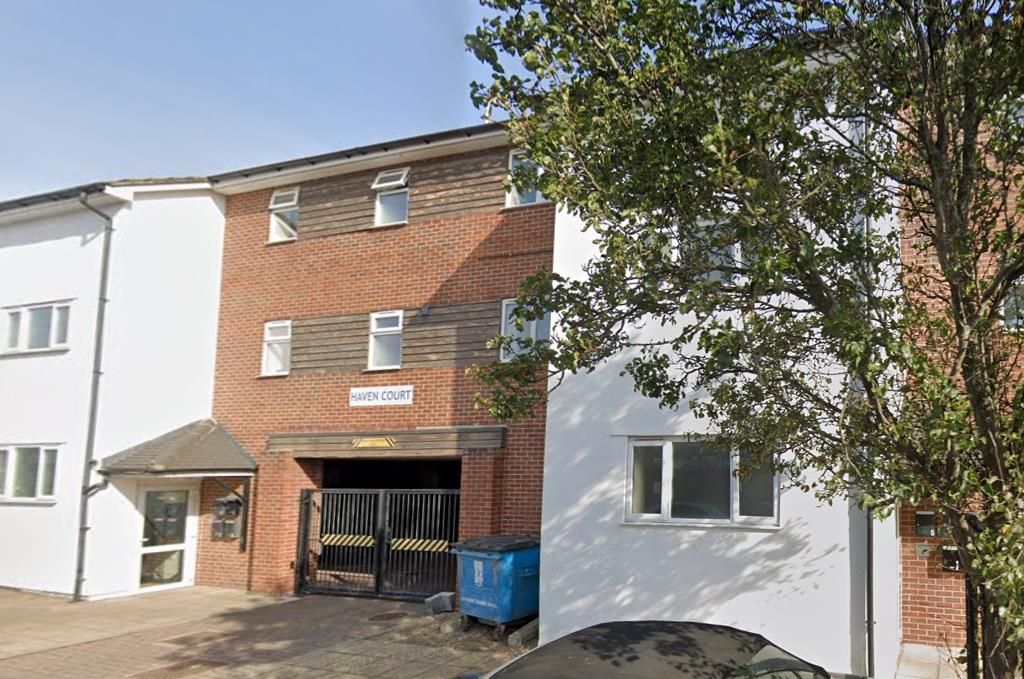 1 bed flat to rent in Glenhaven Avenue, Borehamwood WD6 Zoopla