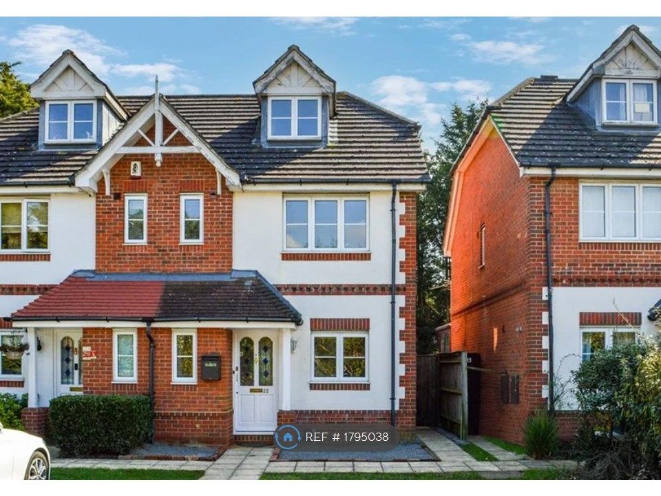 4 bed semidetached house to rent in Shelburne Drive, Hounslow TW4 Zoopla