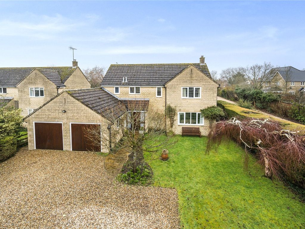4 bed detached house for sale in Silver Street, Malmesbury SN16