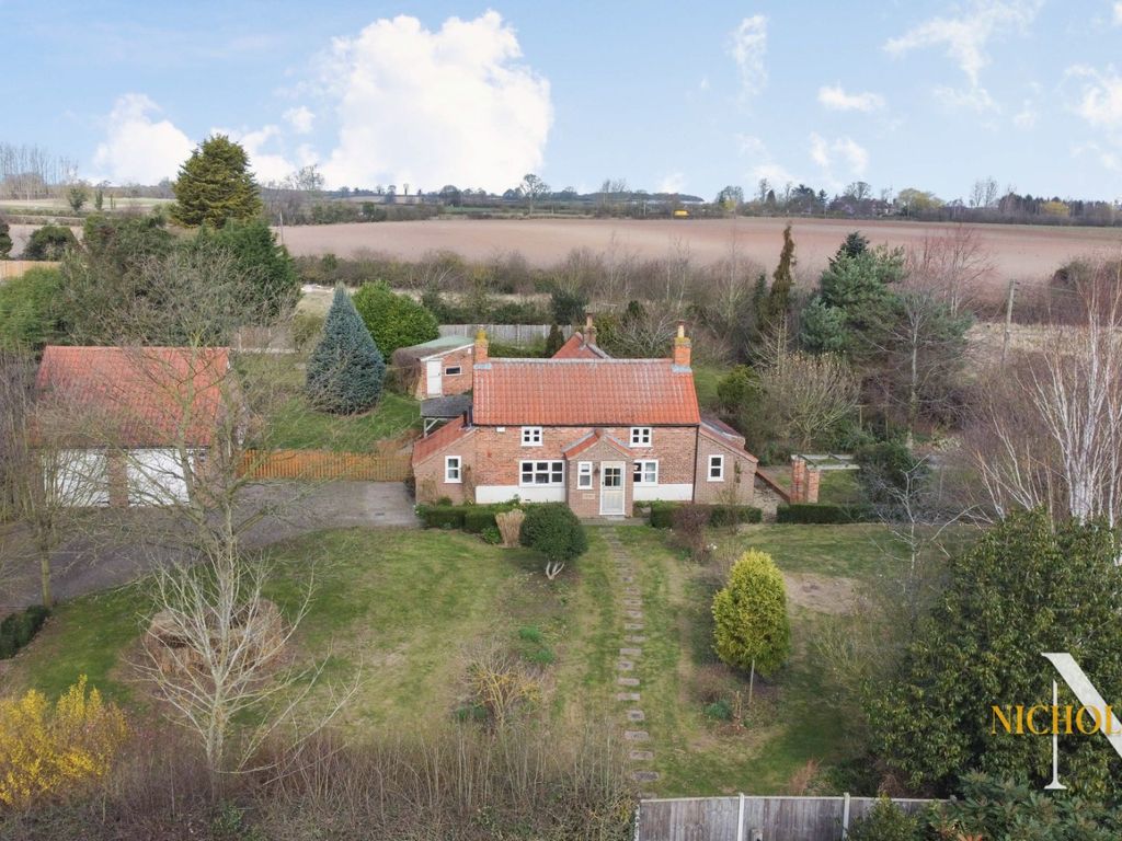 3 bed detached house for sale in Low Pasture Lane, North Wheatley
