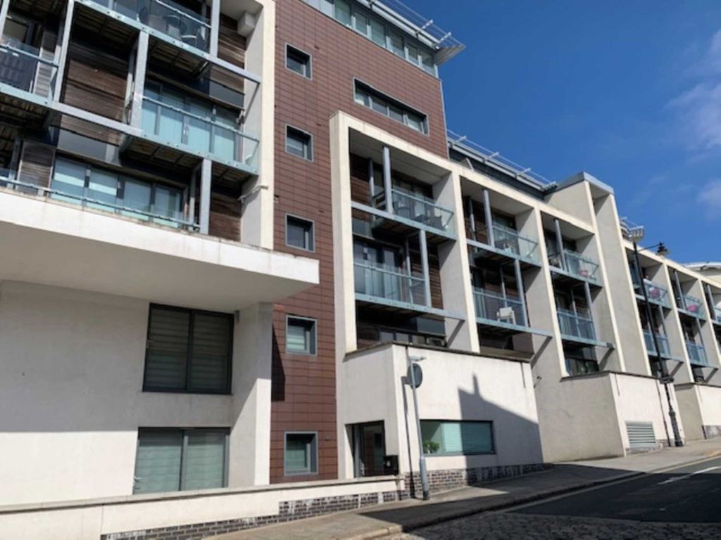 2 bed flat to rent in Evolution Cove, Durnford Street, Stonehouse PL1
