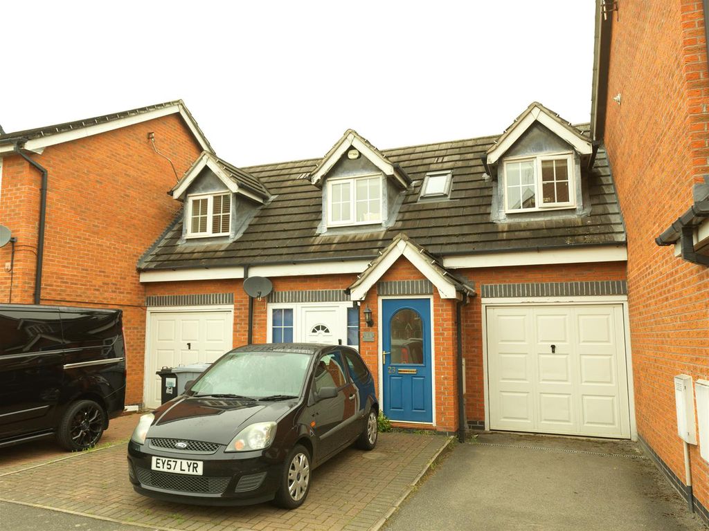 Pickering Way, Stapeley, Cheshire CW5