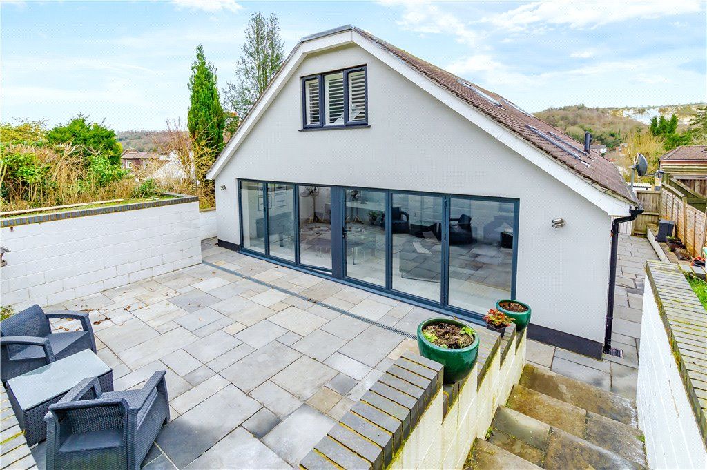 4 bed bungalow for sale in Valley Road, Kenley CR8, £675,000 Zoopla