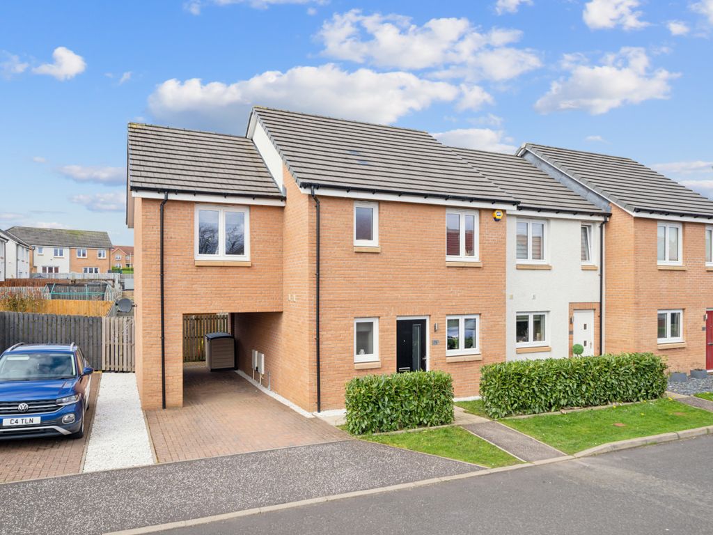4 bed end terrace house for sale in Shott Drive, Blantyre, South