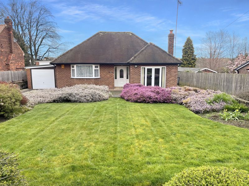 2 bed bungalow for sale in Mayors Walk Avenue, Pontefract WF8, £300,000