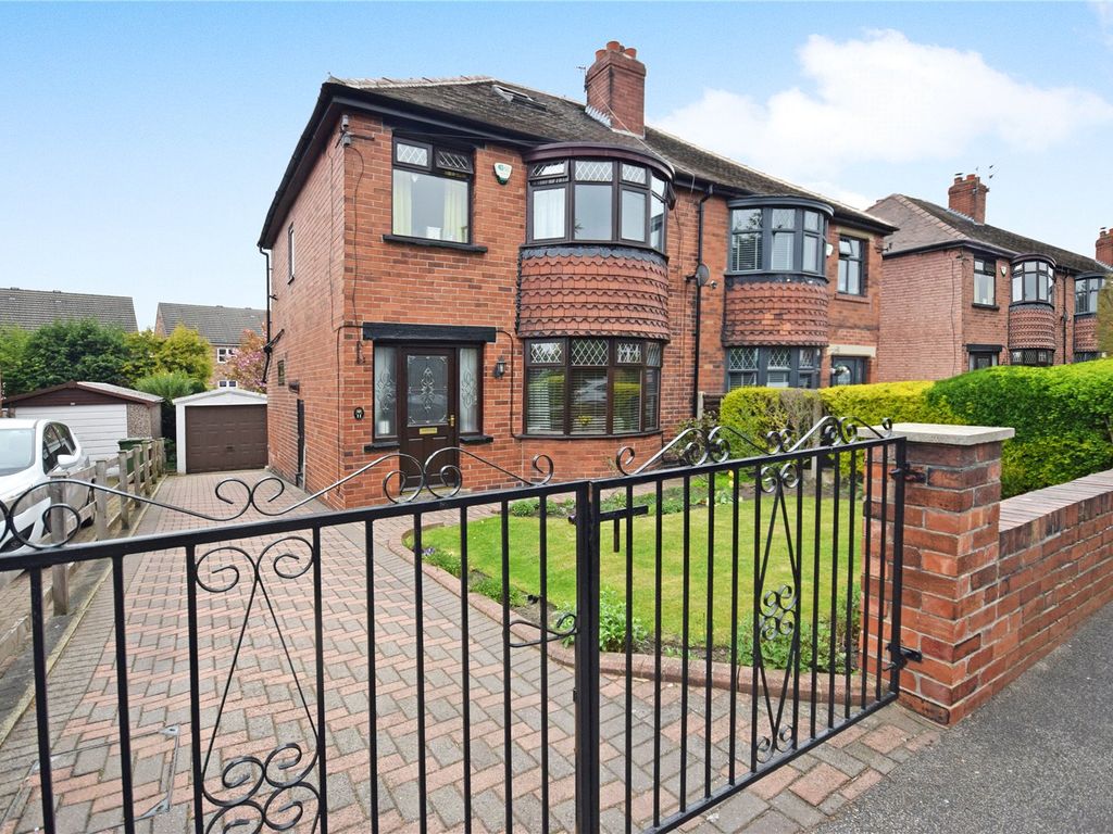 3 bed semidetached house for sale in Belle Isle Avenue, Wakefield
