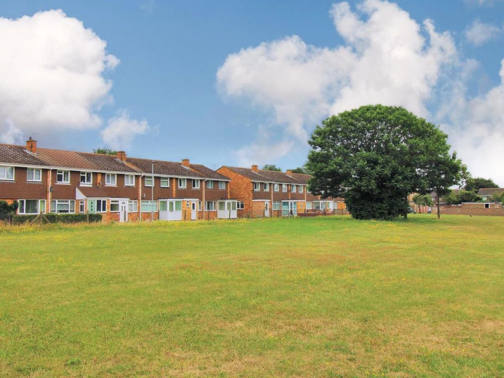 3 bed end terrace house for sale in Ranworth Walk, Queens Park, Bedford MK40 Zoopla