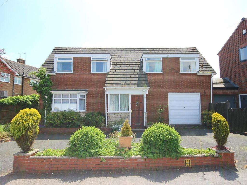 4 bed detached house to rent in St. Kenelms Road, Romsley, Halesowen