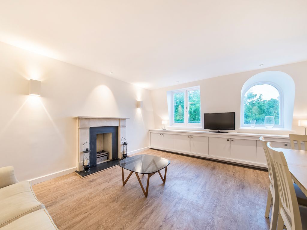 1 bed flat to rent in Redcliffe Square, London SW10, £3,250 pcm Zoopla