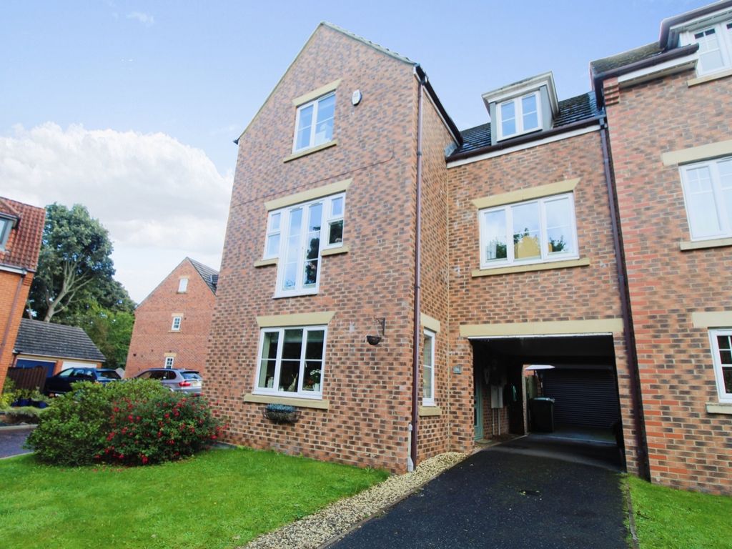 4 bed terraced house for sale in Bells Lonnen, Prudhoe NE42 Zoopla