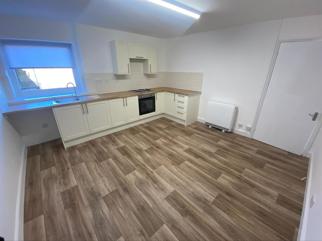 1 bed flat to rent in Eastover, Bridgwater TA6, £795 pcm Zoopla