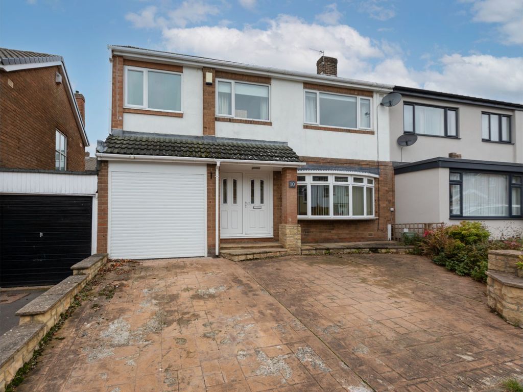 4 bed semidetached house for sale in Valerian Avenue, Newcastle Upon