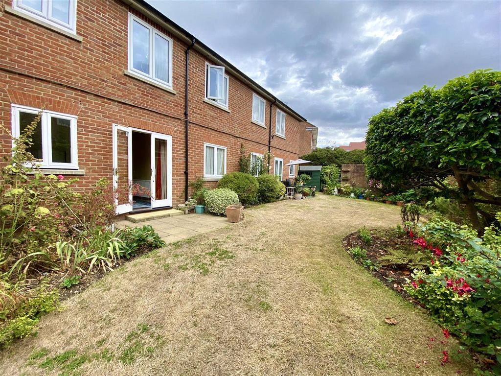 1 bed property for sale in Chantry Court, St. Radigunds Street