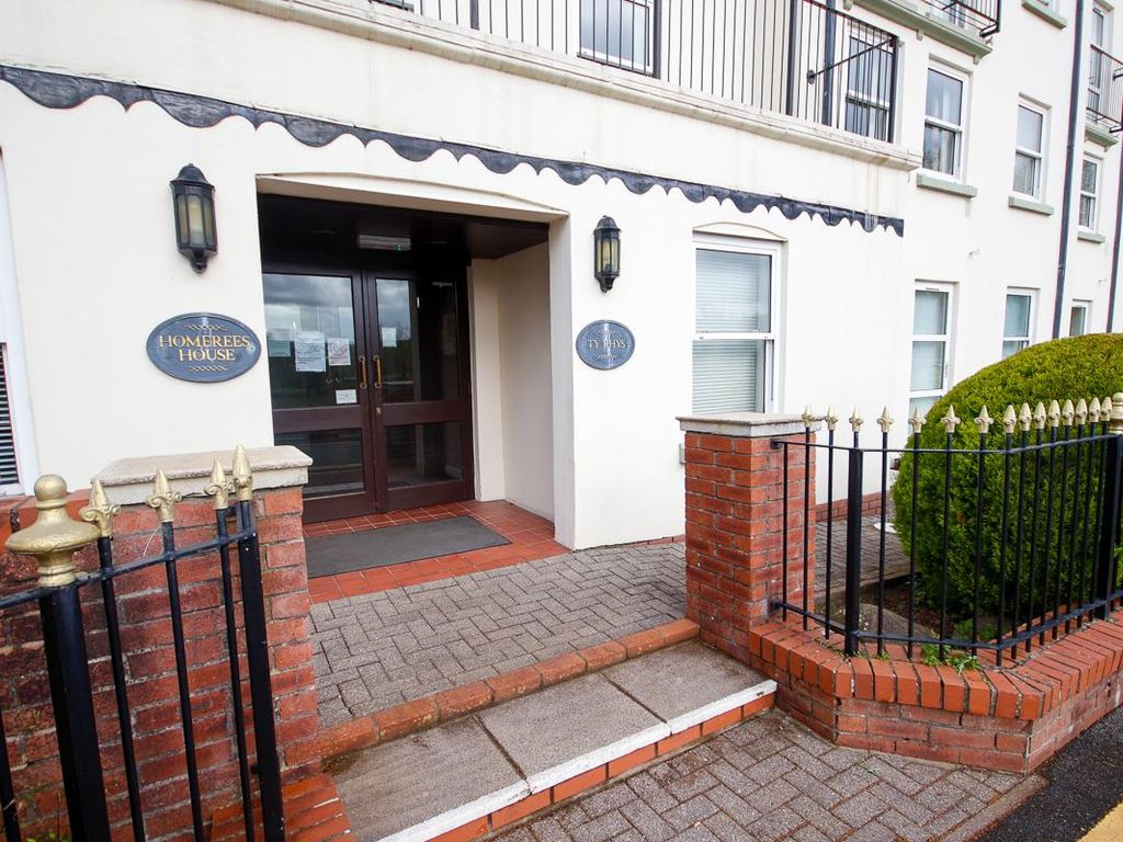 1 bed flat for sale in Ty Rhys, The Parade, Carmarthen SA31, £77,000