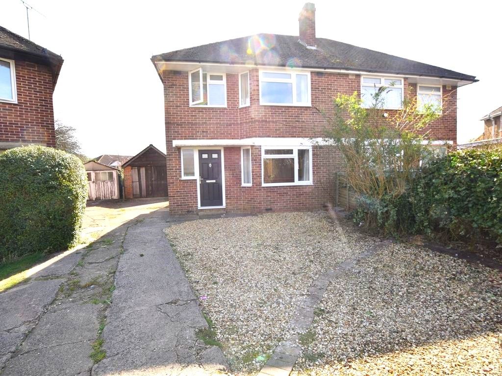 3 bed semidetached house for sale in Grimsbury Drive, Banbury OX16, £