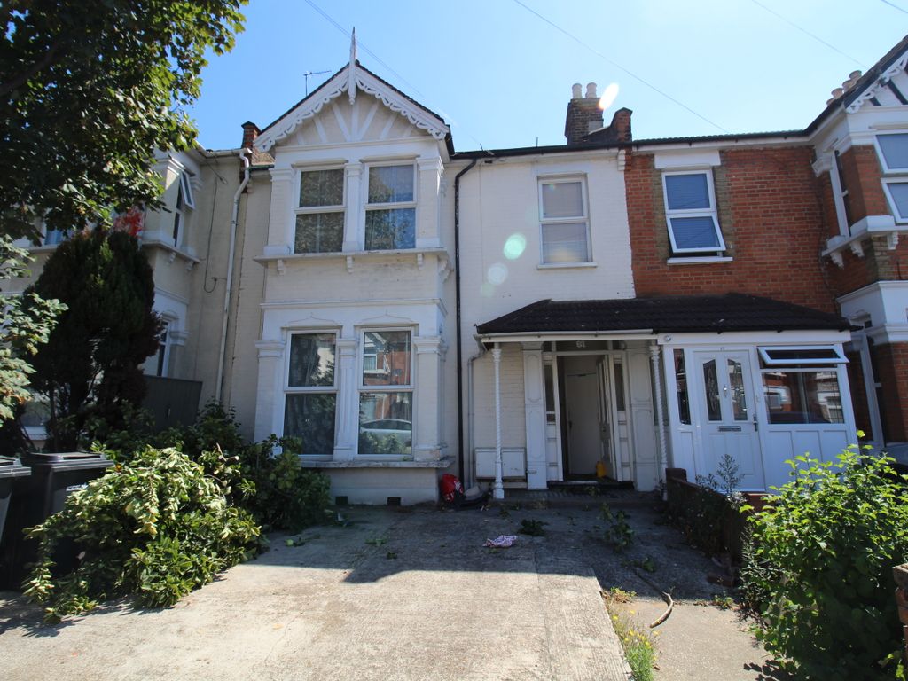 1 bed flat to rent in Stanhope Gardens, Ilford IG1 Zoopla