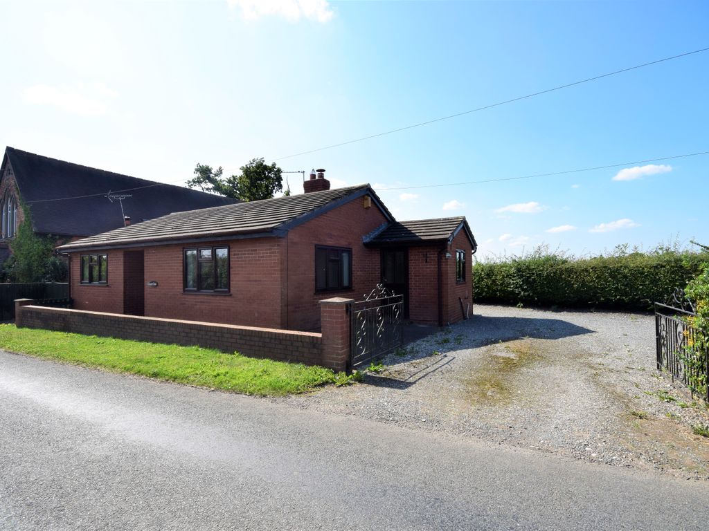 2 bed detached bungalow for sale in Bickerton Road, Hampton, Malpas