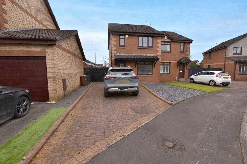 3 bed semidetached house for sale in Craigielea Park, Renfrew PA4 Zoopla