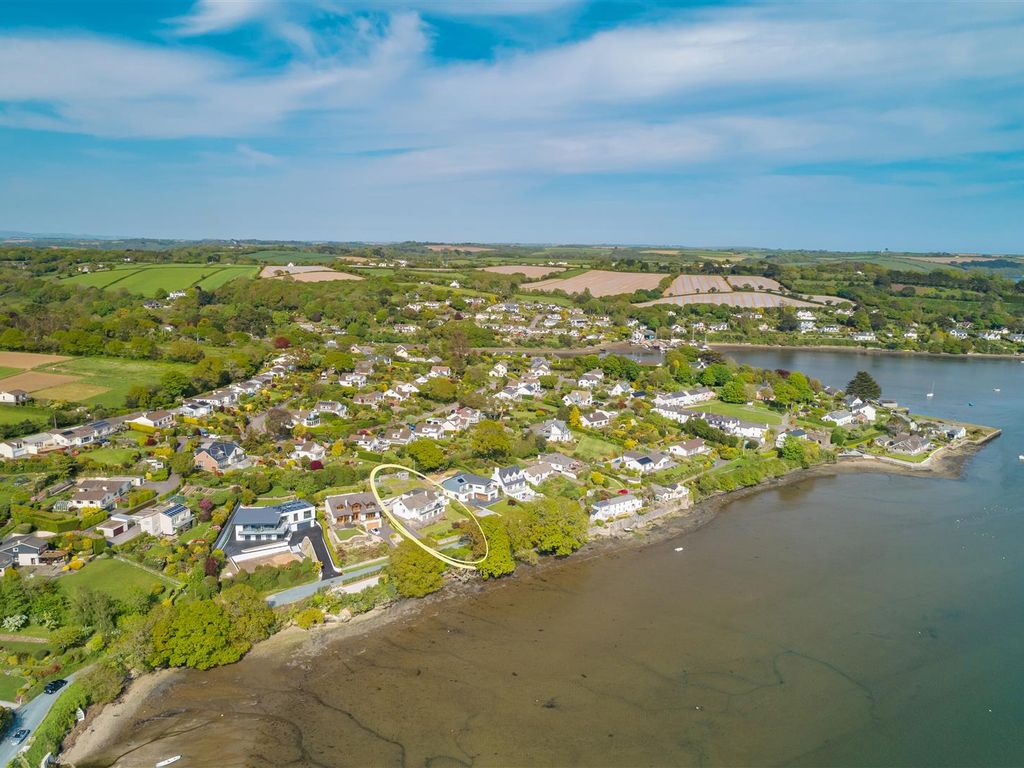 2 bed detached bungalow for sale in Point, Devoran, Truro TR3, £