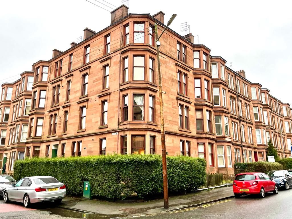 1 bed flat to rent in Kirkwell Road, Cathcart, Glasgow G44, £725 pcm