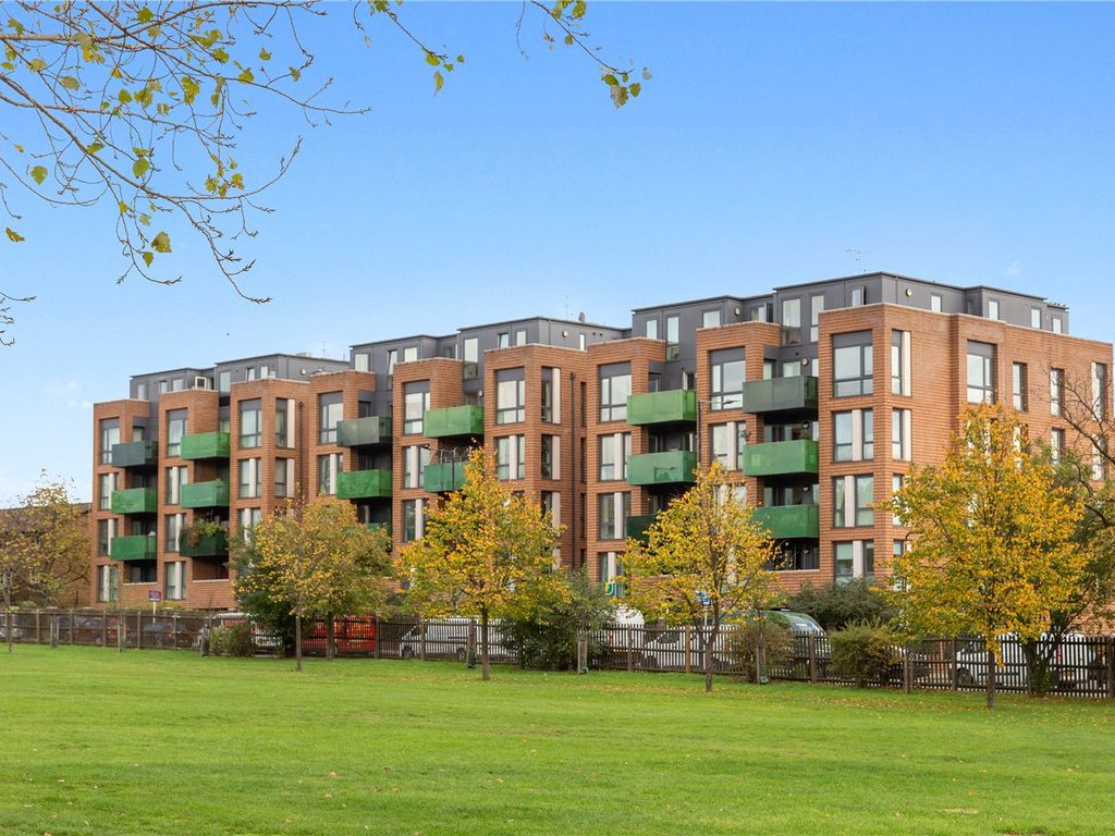 3 bed flat for sale in Seven Sisters Road, London N4 Zoopla