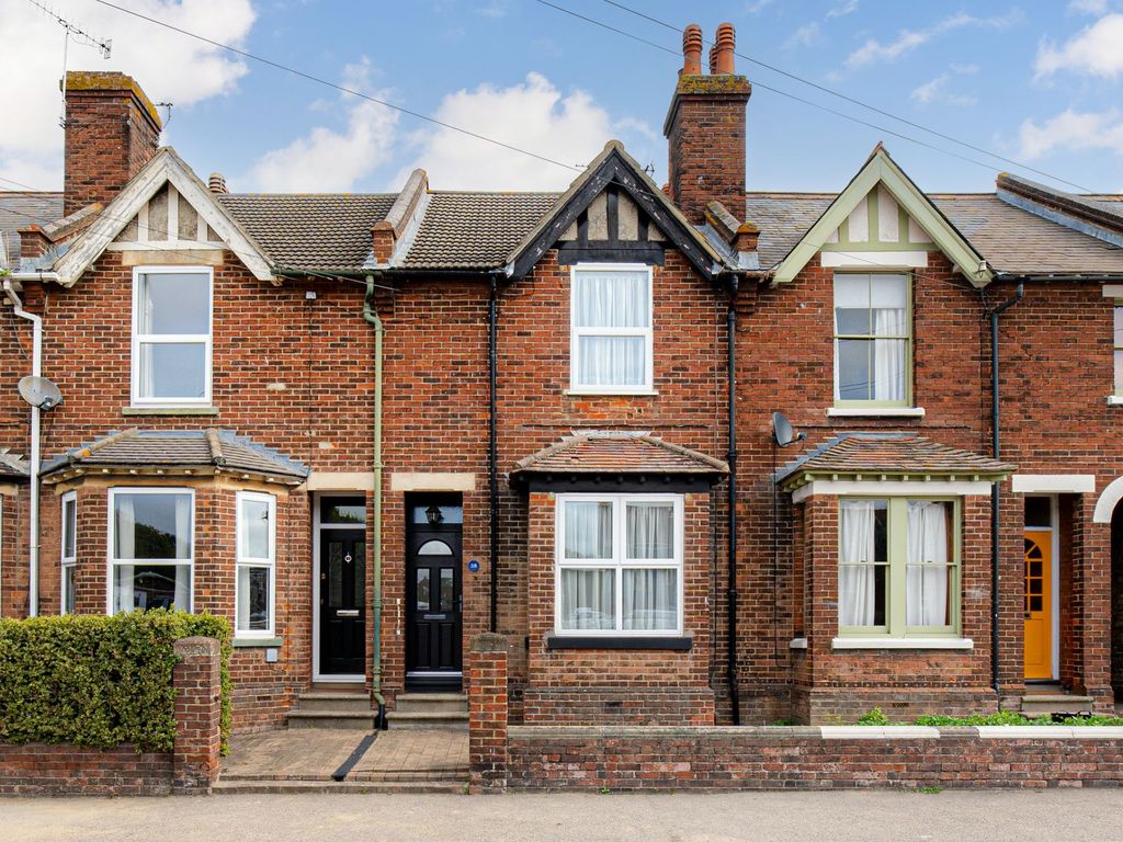 2 bed terraced house for sale in Whitstable Road, Faversham ME13 Zoopla