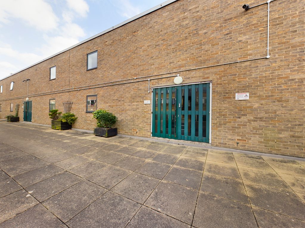 Studio to rent in Malcolm Place, Cambridge CB1 Zoopla