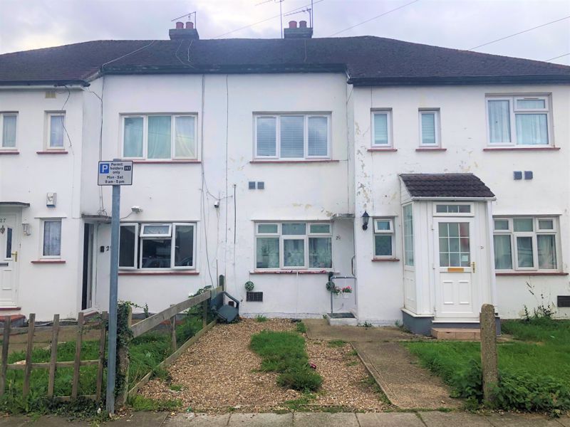 2 bed flat for sale in The Crescent, Harlington, Hayes UB3 Zoopla