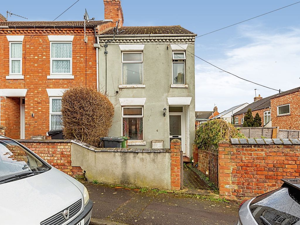 3 bed end terrace house for sale in Street, Wellingborough NN8