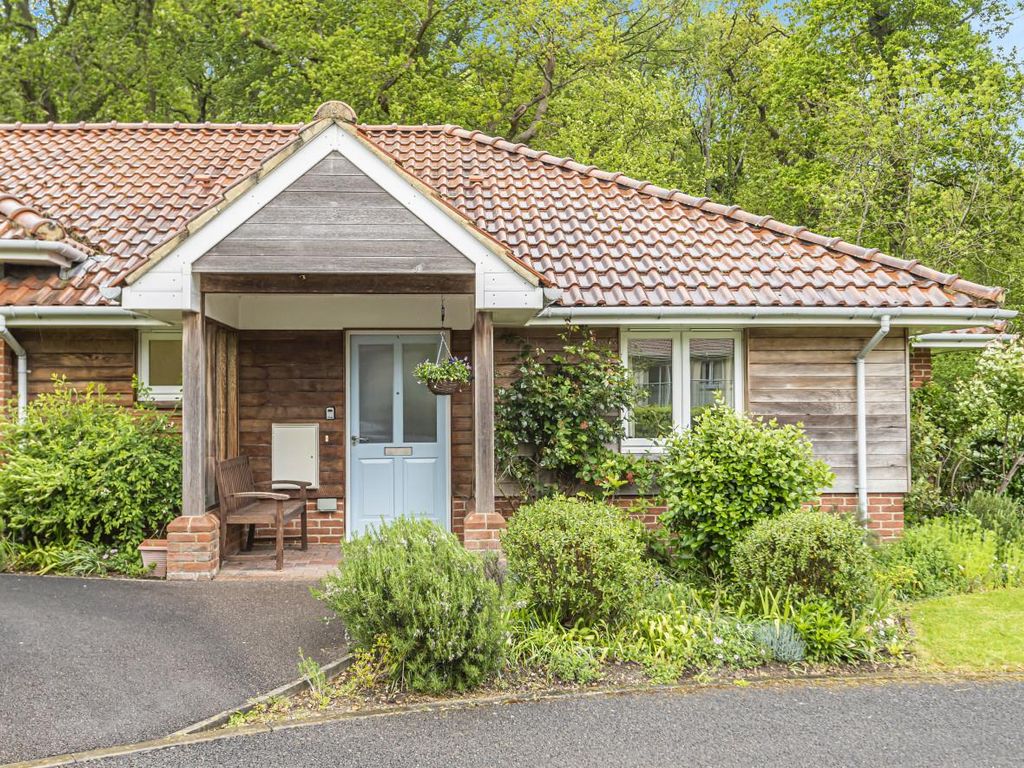 2 bed bungalow for sale in Knightwood Crescent, Knightwood Park